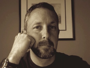 Adams, Dan - klik hier