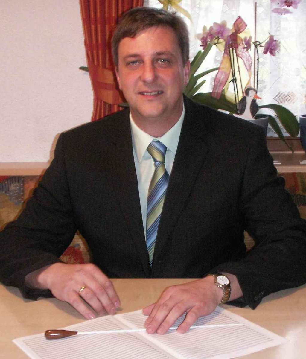 Hechenblaickner, Manfred - klik hier